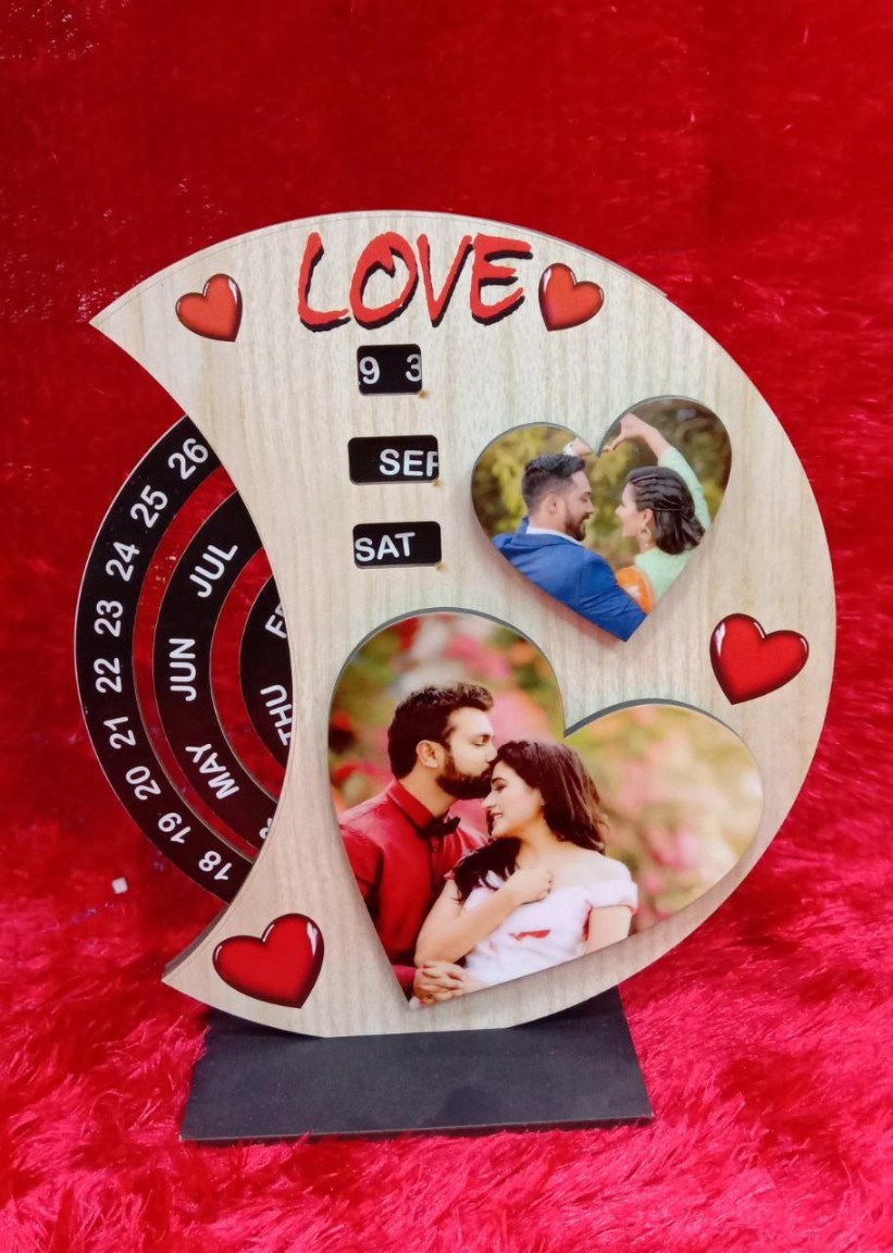 CA4 Lifetime Calender WOODEN